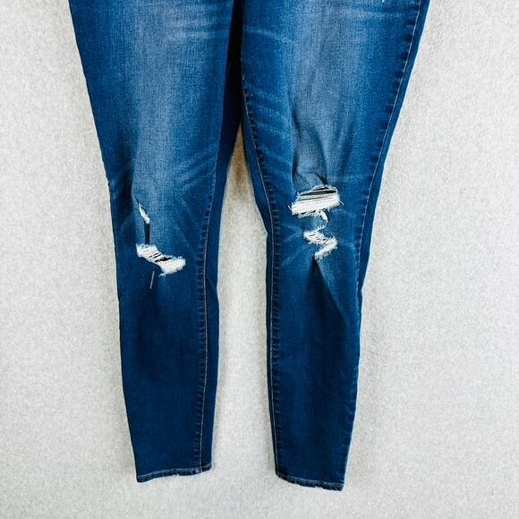 Old Navy Womans Sz 14 Rockstar Super Skinny Stretch Jeans Blue Denim Pull On - Picture 3 of 8